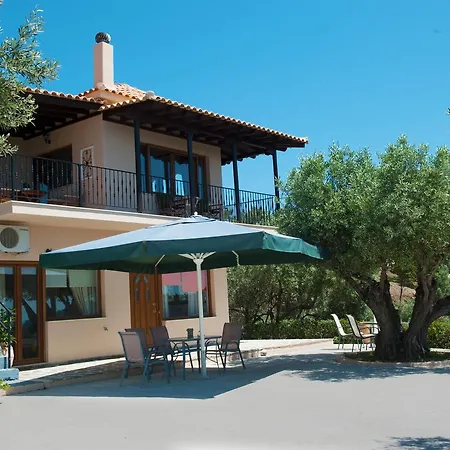 Apartments Villa L&M Skiathos Kalivia  Exterior foto
