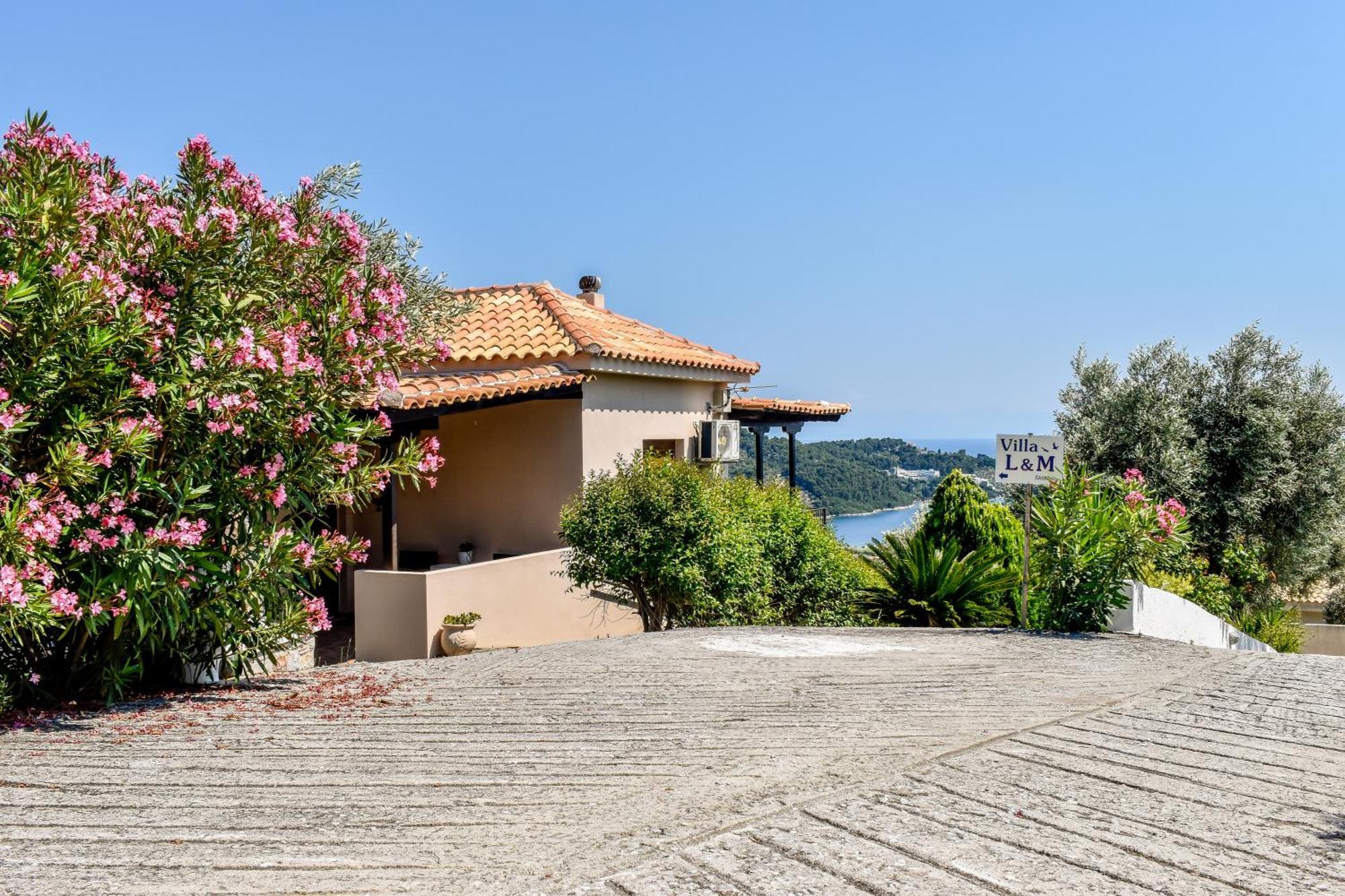 L&m Skiathos Kalivia (Skiathos)