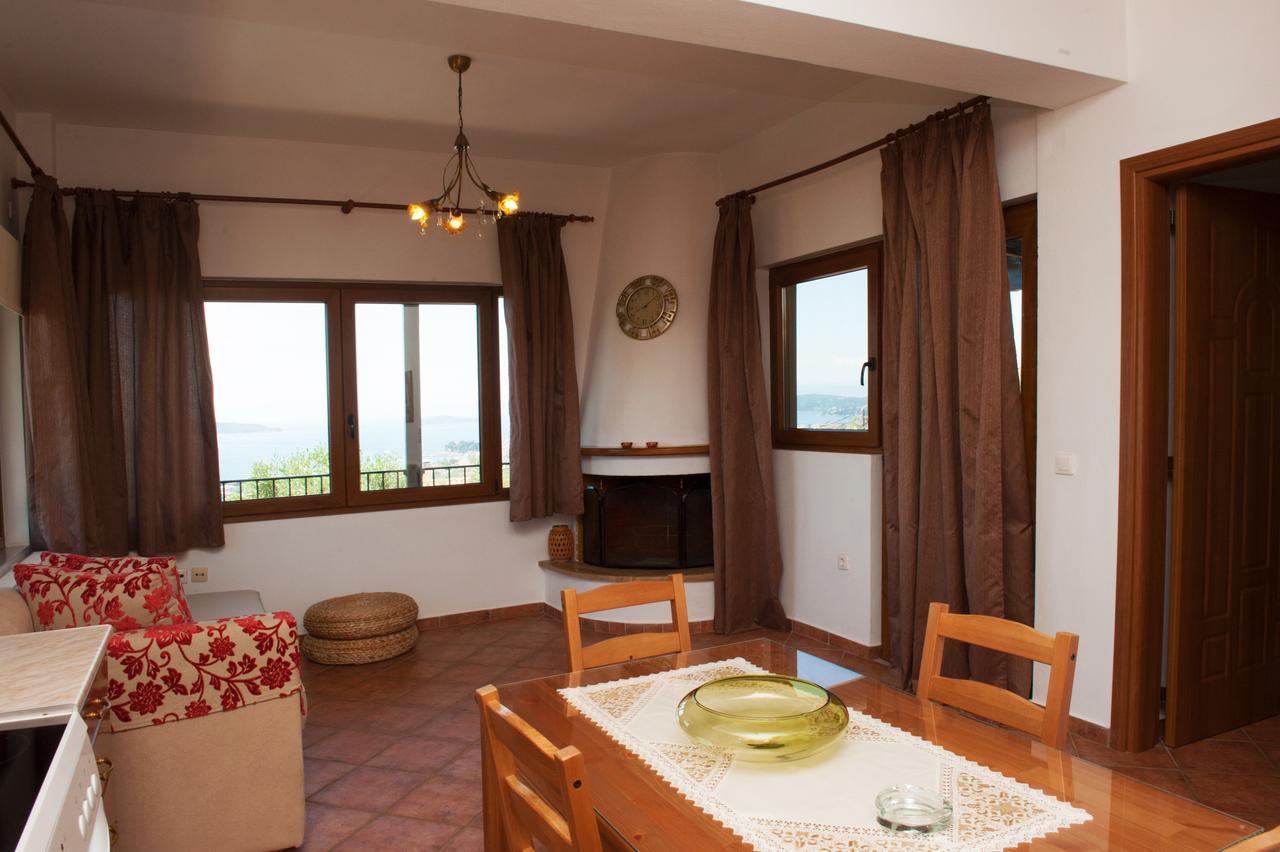 L&m Skiathos *